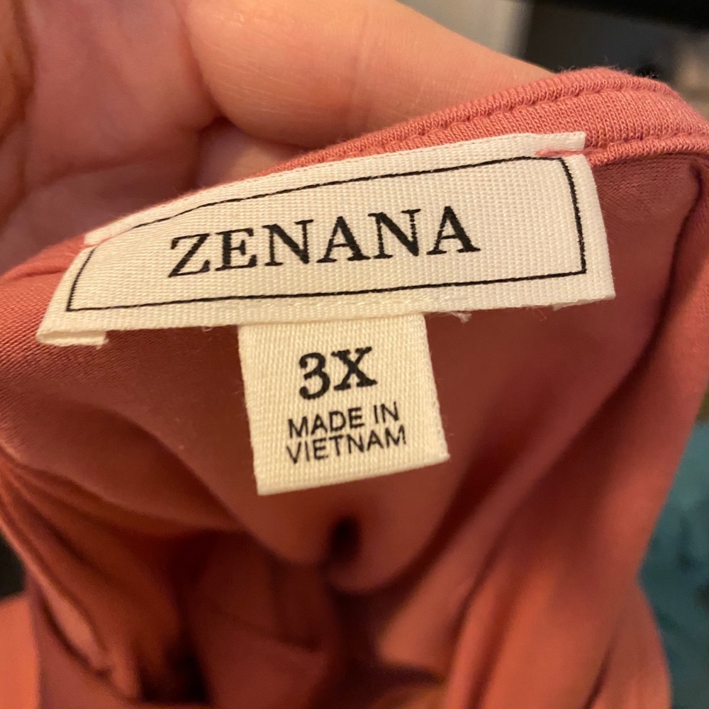 3xl coral v neck top - Picture 2 of 2